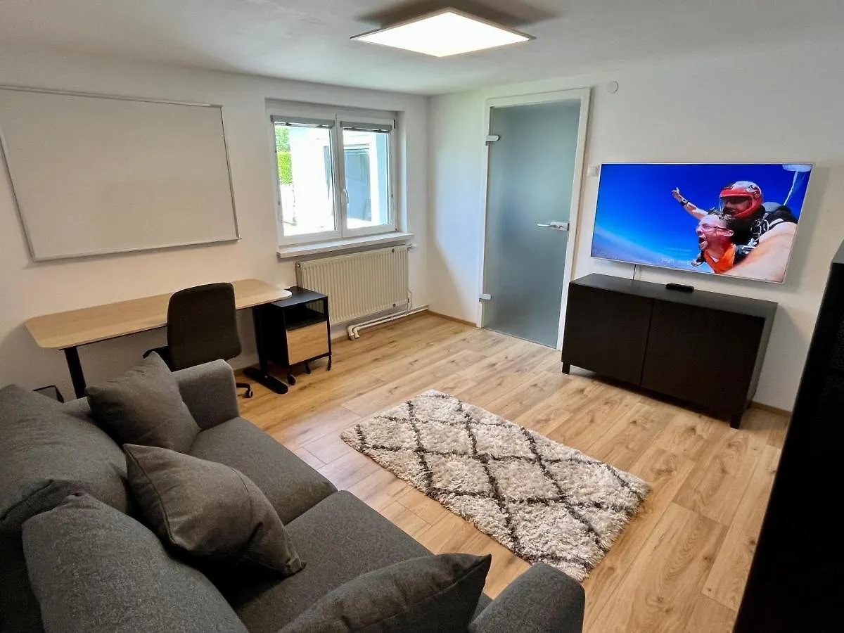 Shome Tinyhouse Graz-Sued I Self Check-In 0*, Graz Austria